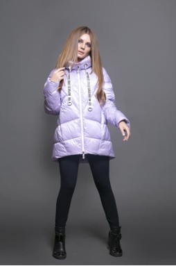 Пуховик  с капюшоном цвета “lavender”