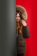 Пуховик в цвете «хаки»​ с мехом енота​​​​​​